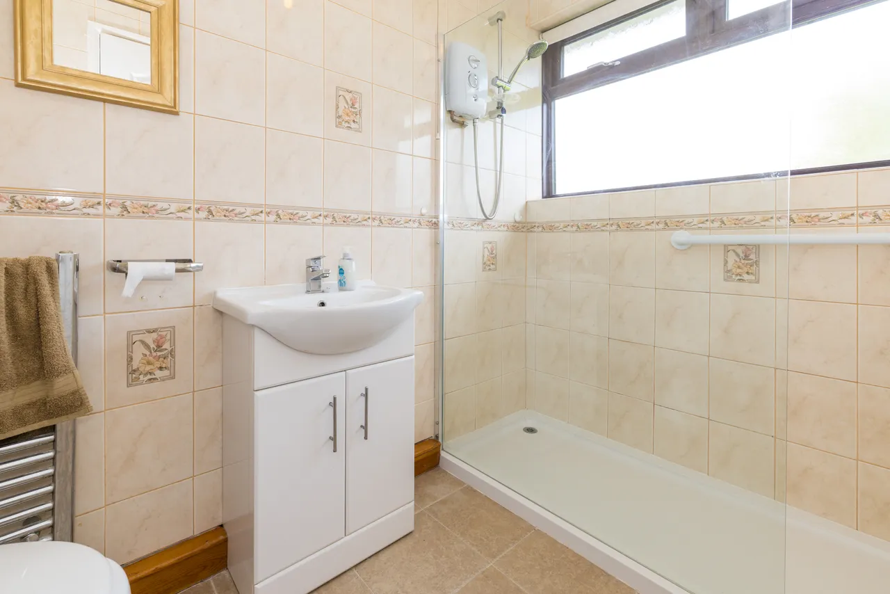 Bowland Avenue, Ashton-In-Makerfield, WN4, photo 10