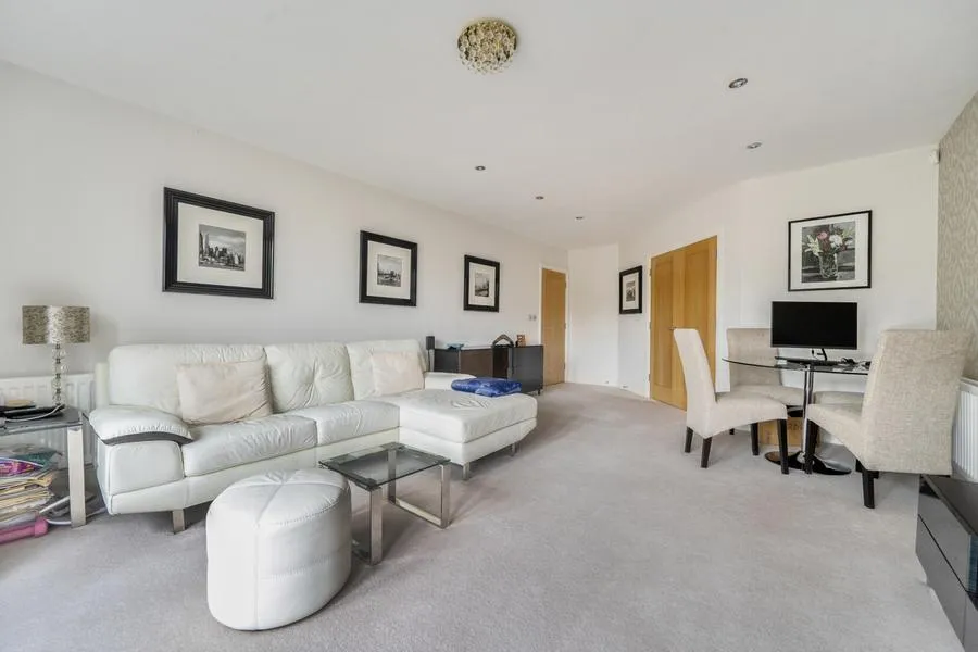 South Riding, Maidenhead, SL6, photo 13