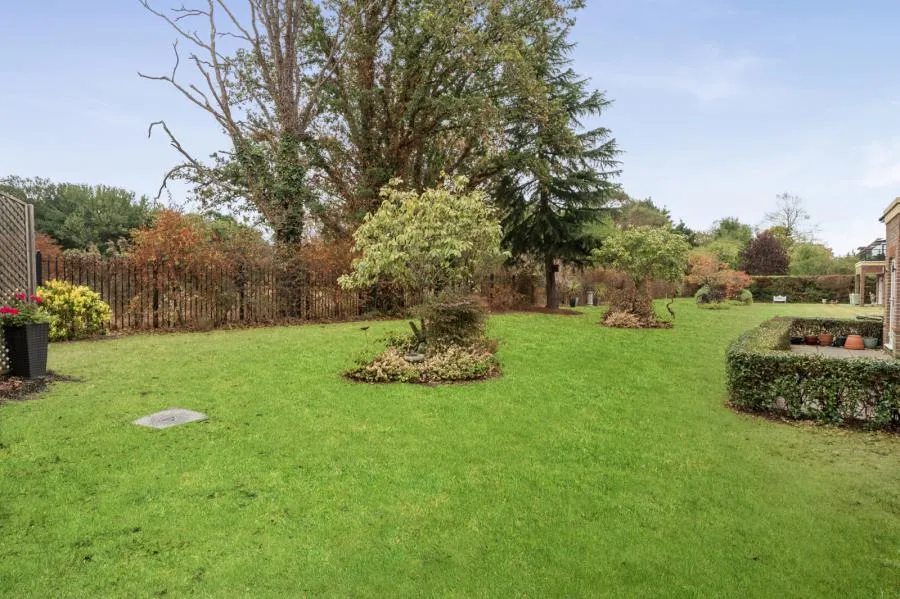 South Riding, Maidenhead, SL6, photo 11
