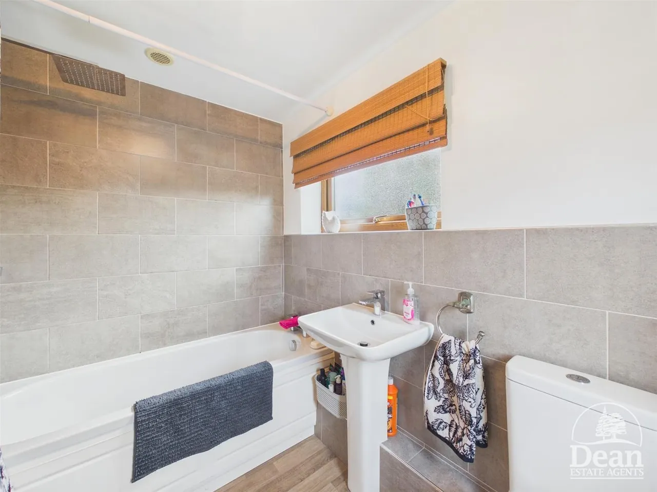 Lakeside Avenue, Lydney, photo 12
