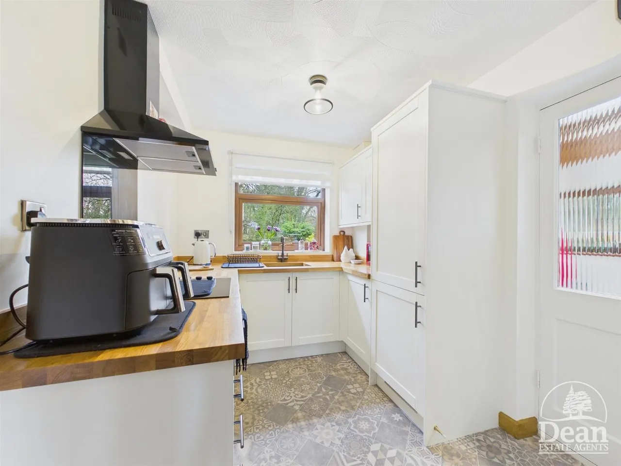 Lakeside Avenue, Lydney, photo 5
