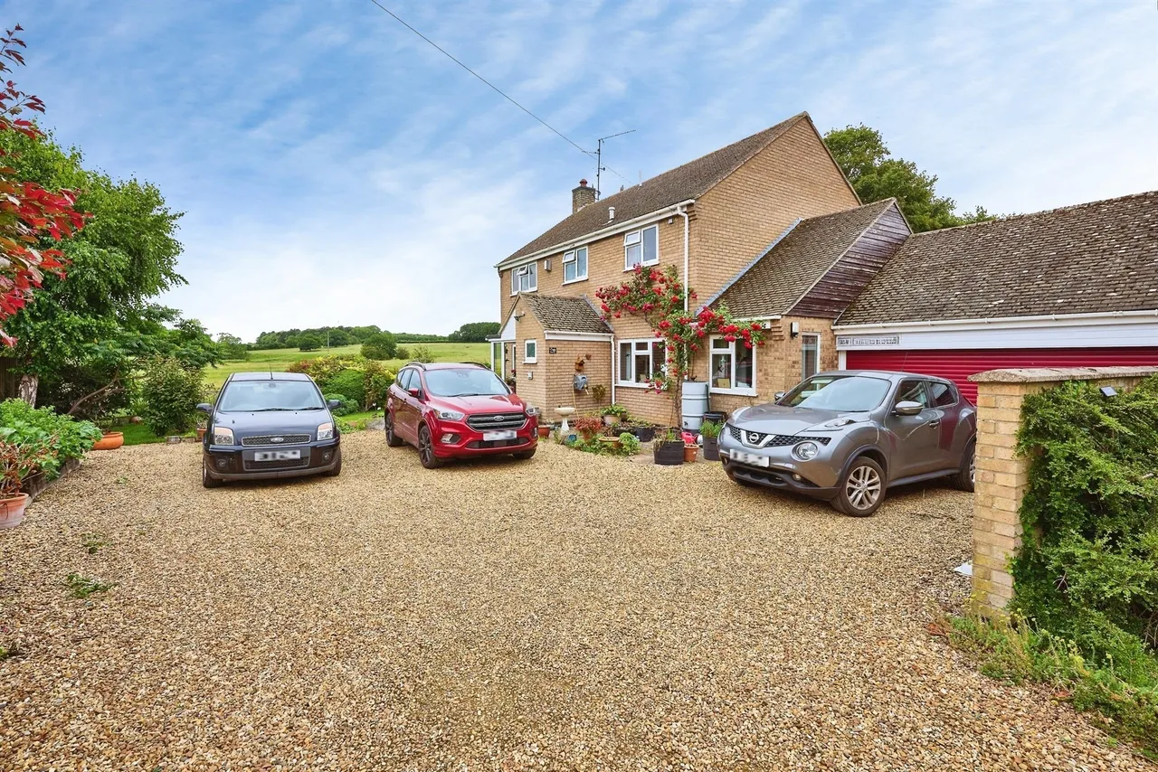 4 bed house for sale, Brawn Way, Peterborough, PE8
