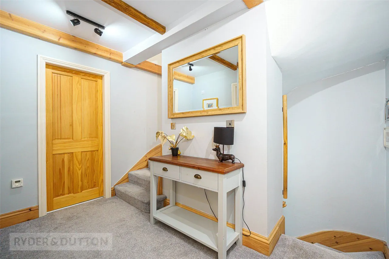 Rochdale Road, Ripponden, HX6, photo 11