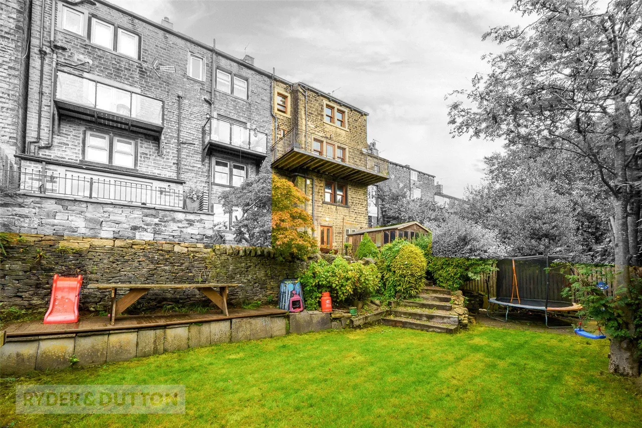 5 bed house for sale, Rochdale Road, Ripponden, HX6