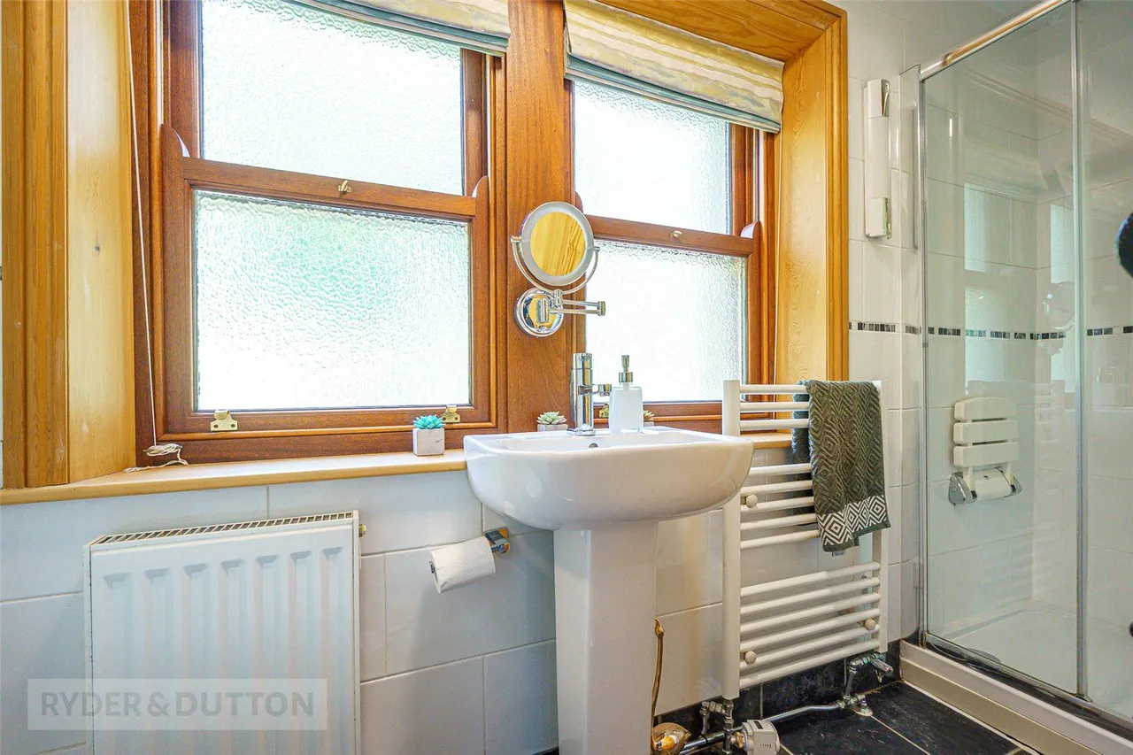 Rochdale Road, Ripponden, HX6, photo 16
