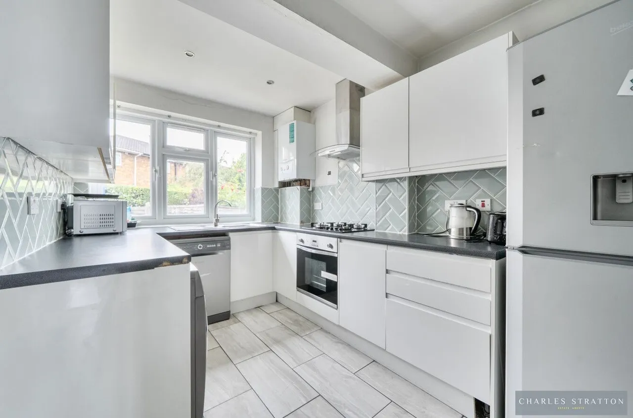 Ilford, Essex, IG6 2SL, photo 12