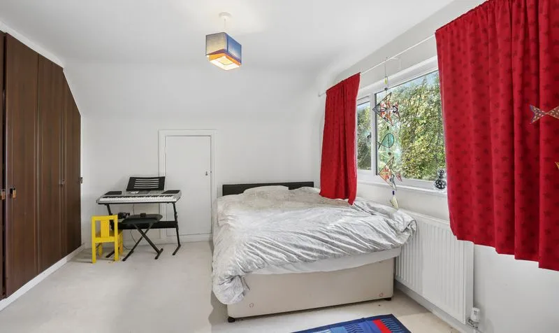 Milburn Walk, Epsom, KT18, photo 23