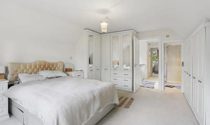 Milburn Walk, Epsom, KT18, photo 18