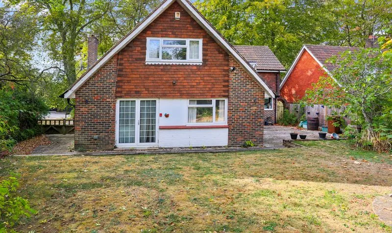 Milburn Walk, Epsom, KT18, photo 4