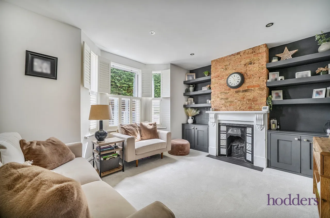 Chertsey Road, Addlestone, KT15, photo 2