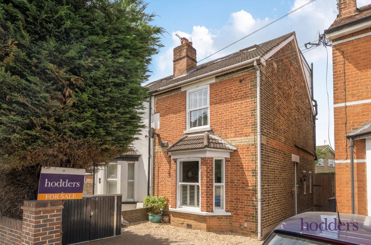 Chertsey Road, Addlestone, KT15, photo 7