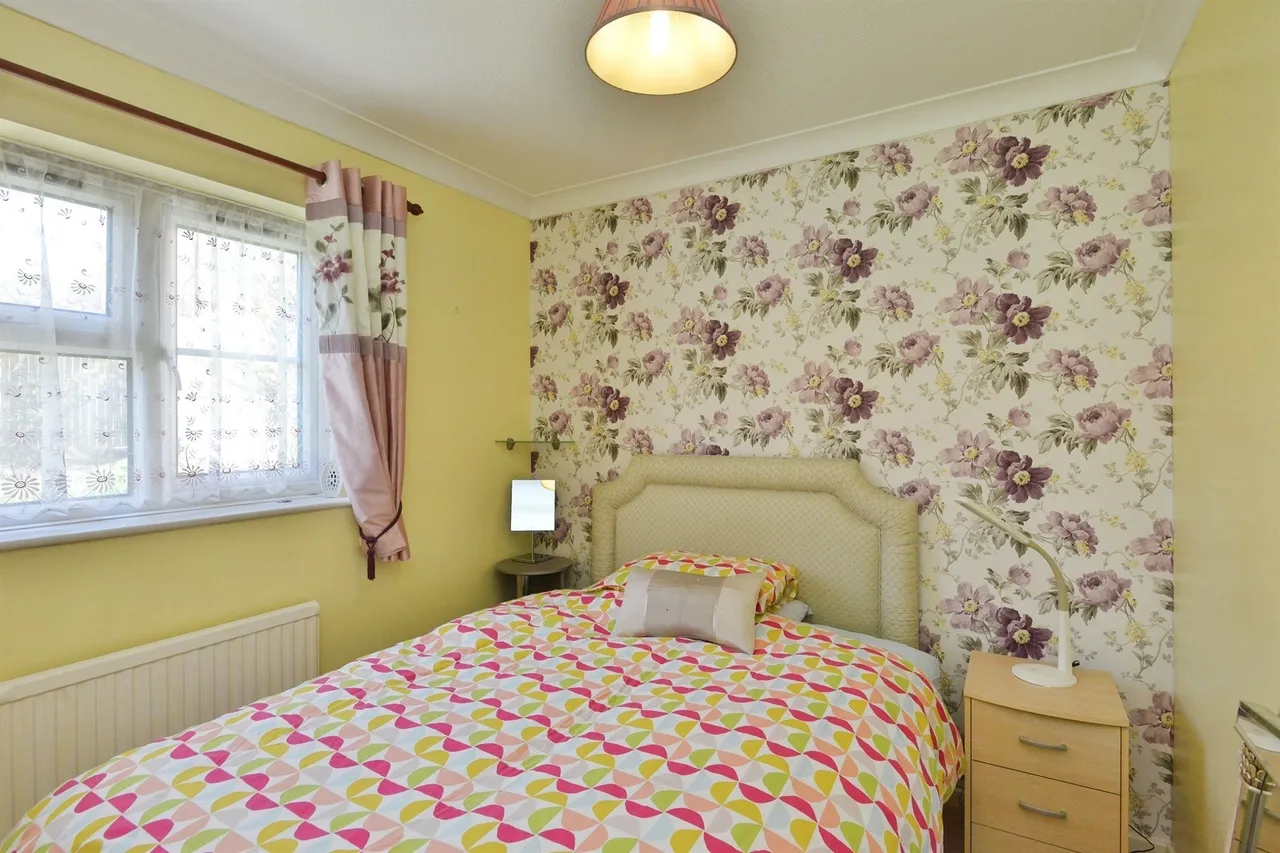 Germander Place, Conniburrow, MK14, photo 9