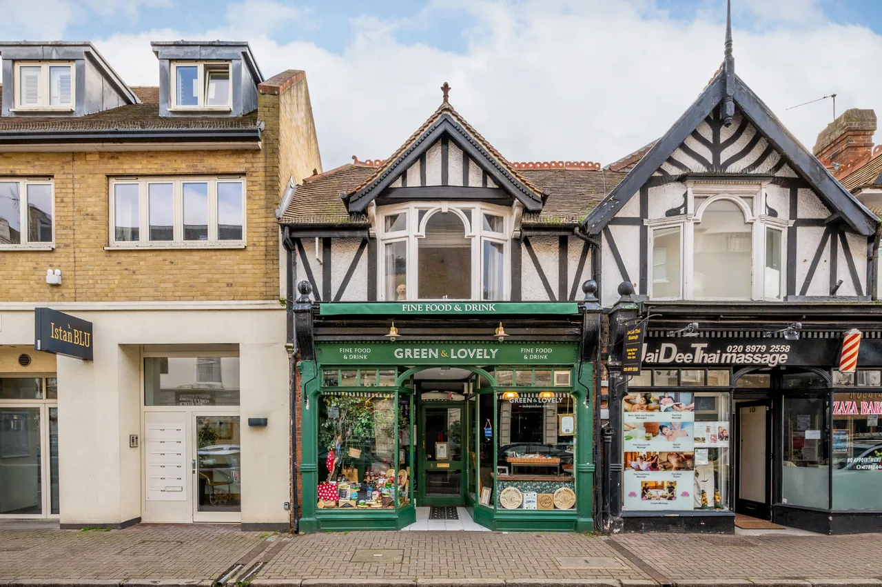 2 bed flat for sale, East Molesey, KT8