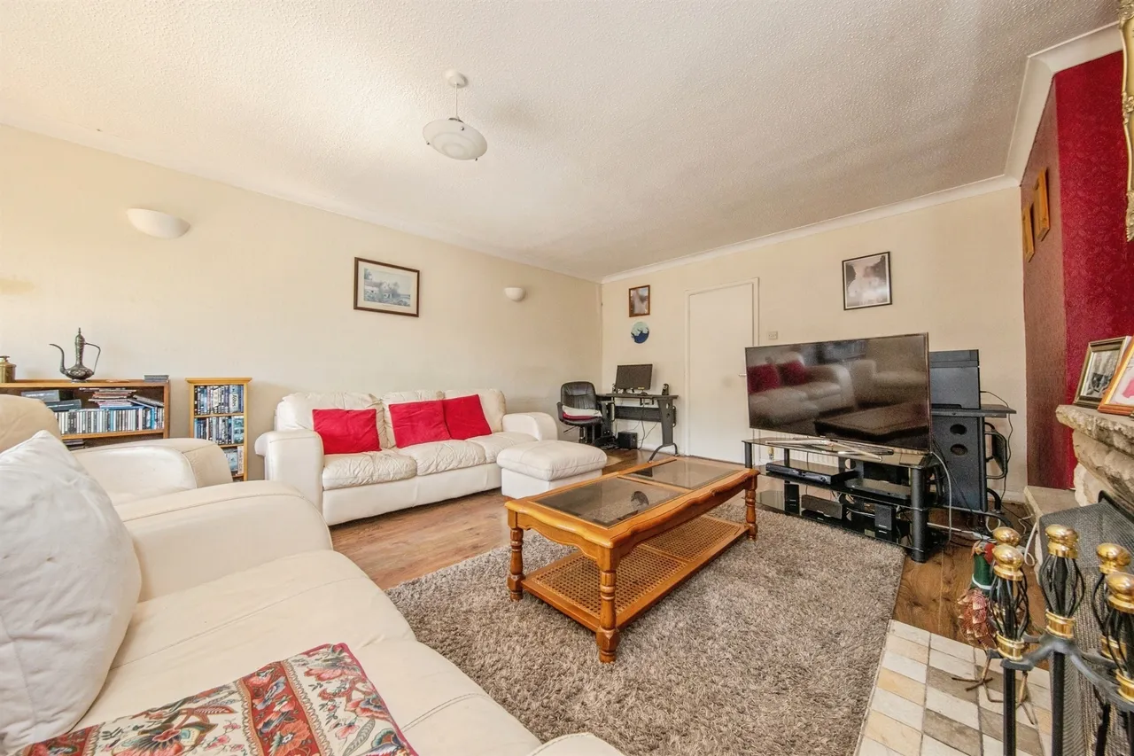 East Road, West Mersea, CO5, photo 9