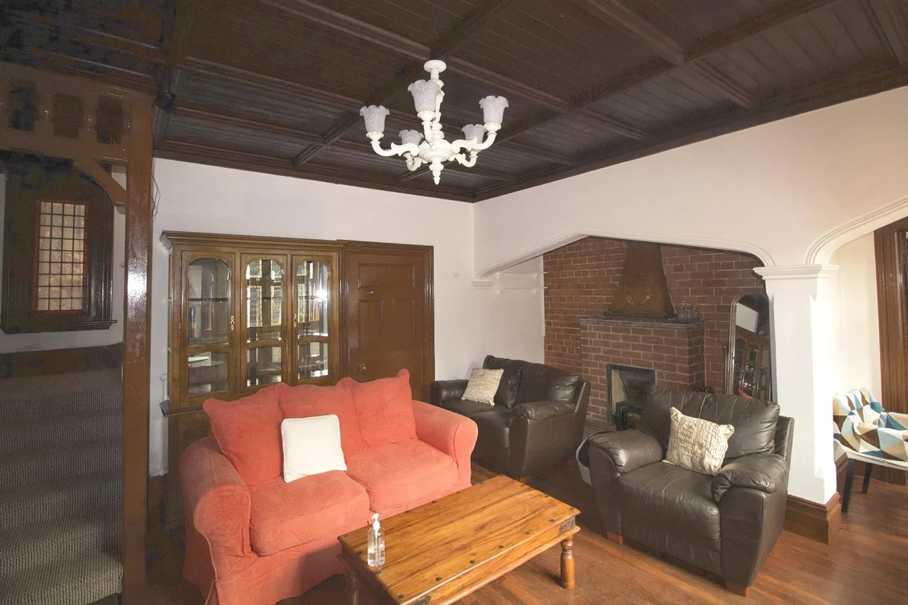 Ffordd Caergybi, Llanfairpwllgwyngyll, LL61, photo 8