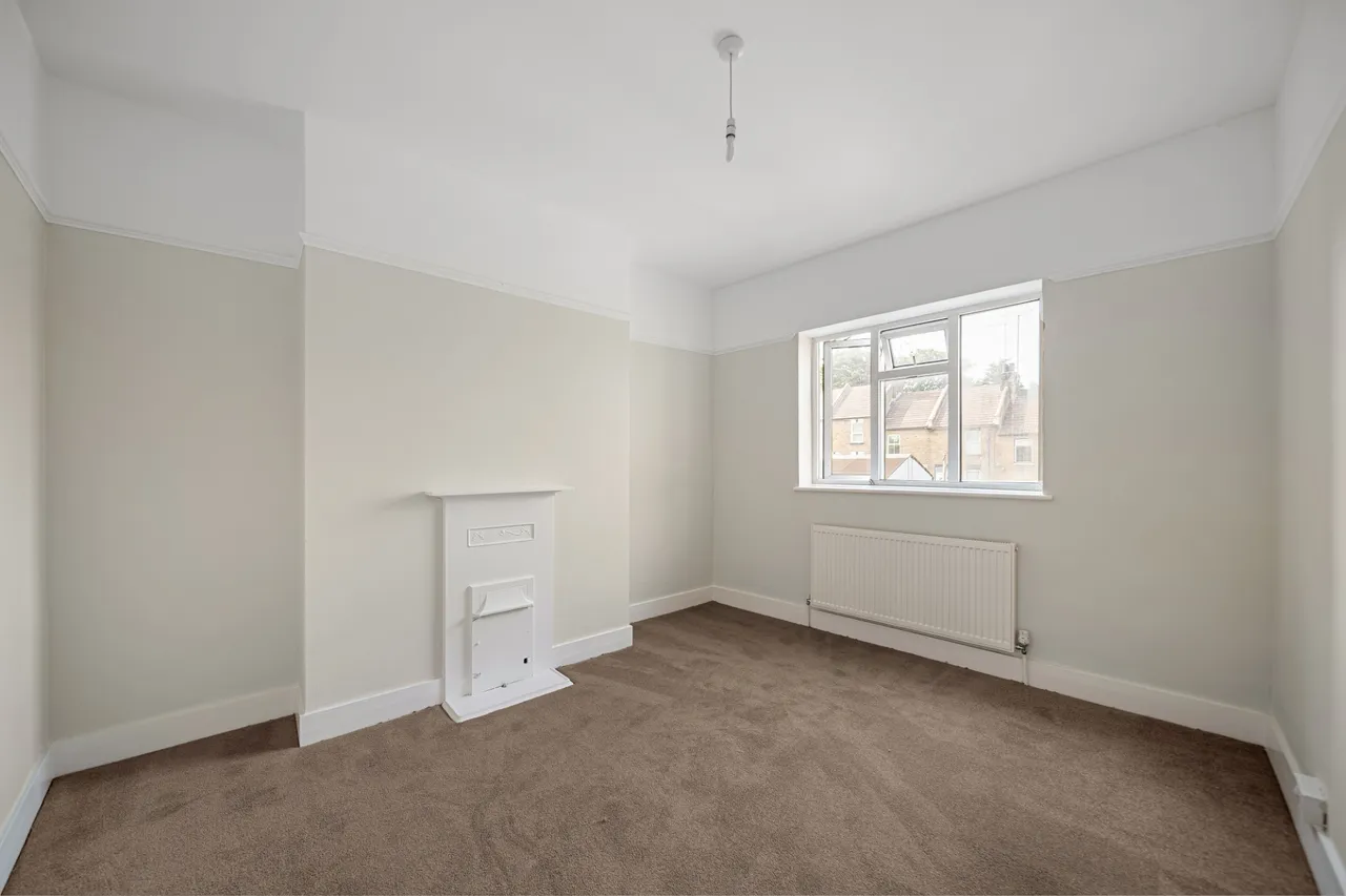 London Road, Greenhithe, DA9 9JF, photo 6