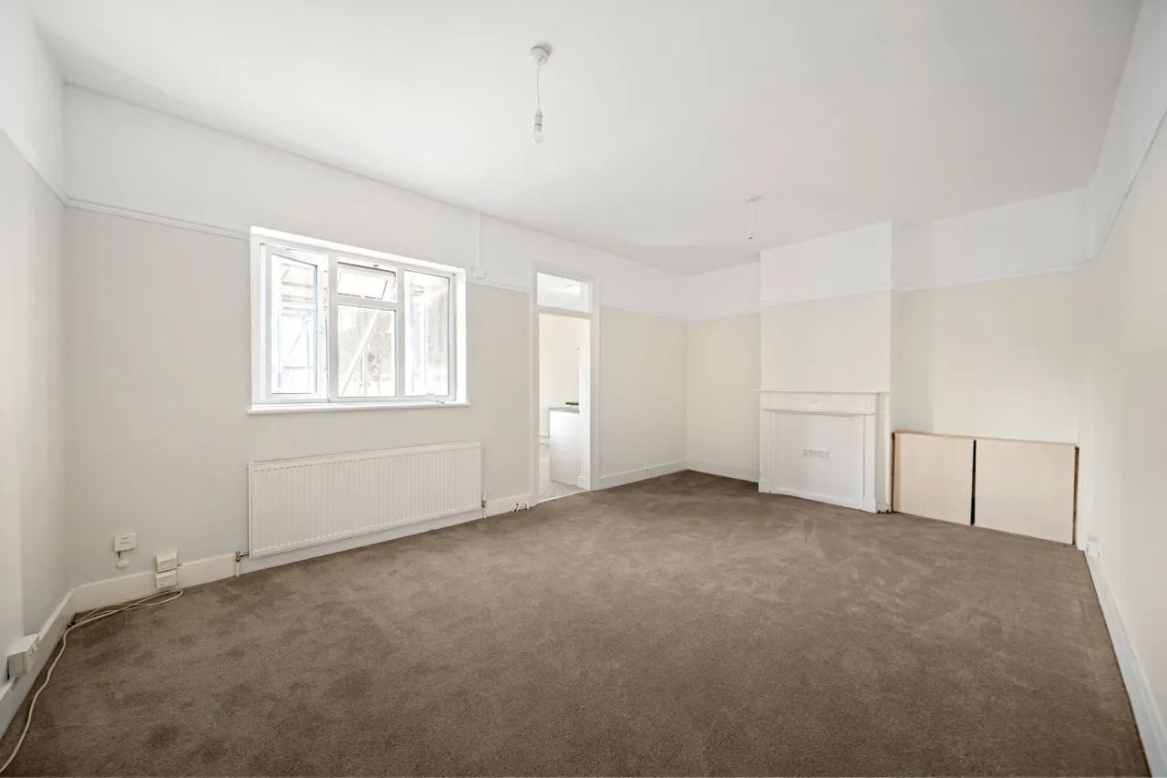 London Road, Greenhithe, DA9 9JF, photo 11