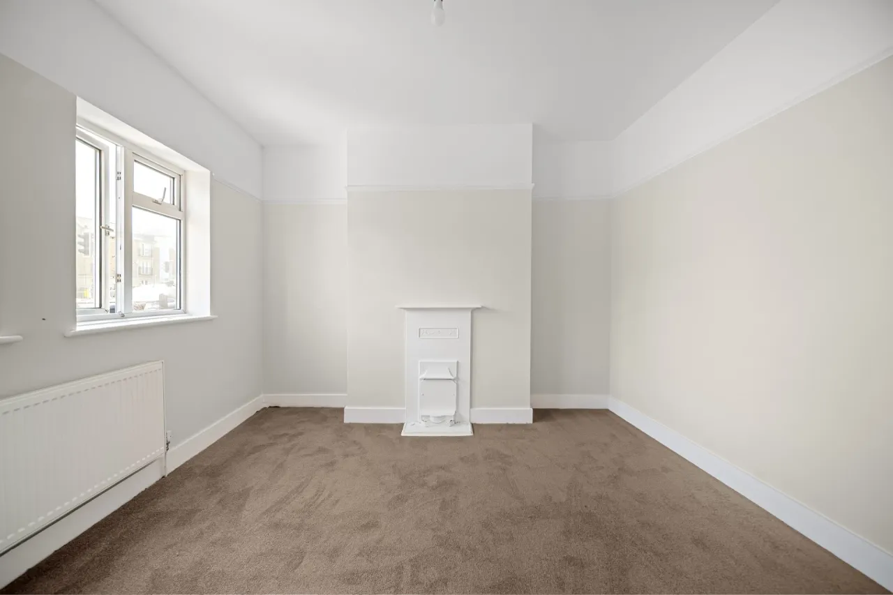 London Road, Greenhithe, DA9 9JF, photo 17