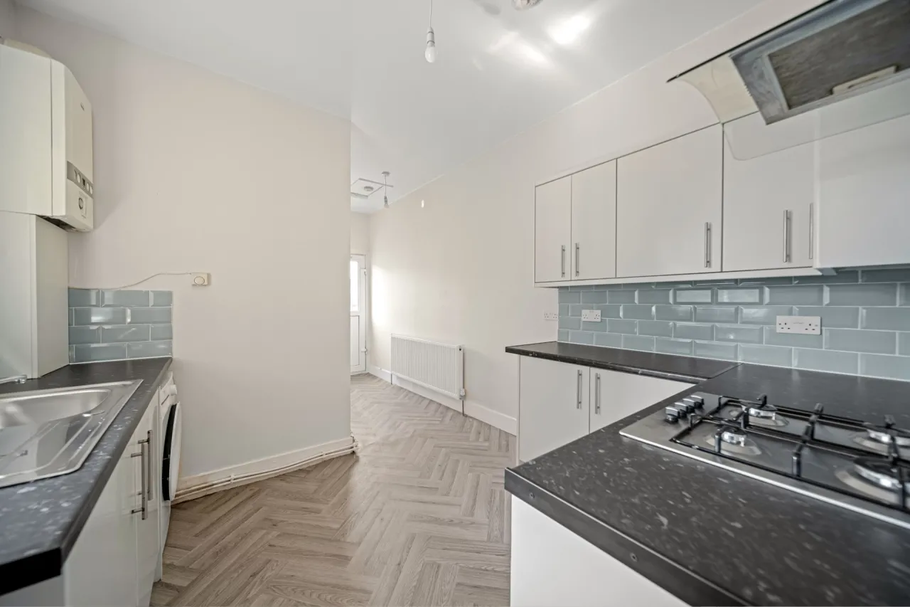 London Road, Greenhithe, DA9 9JF, photo 14