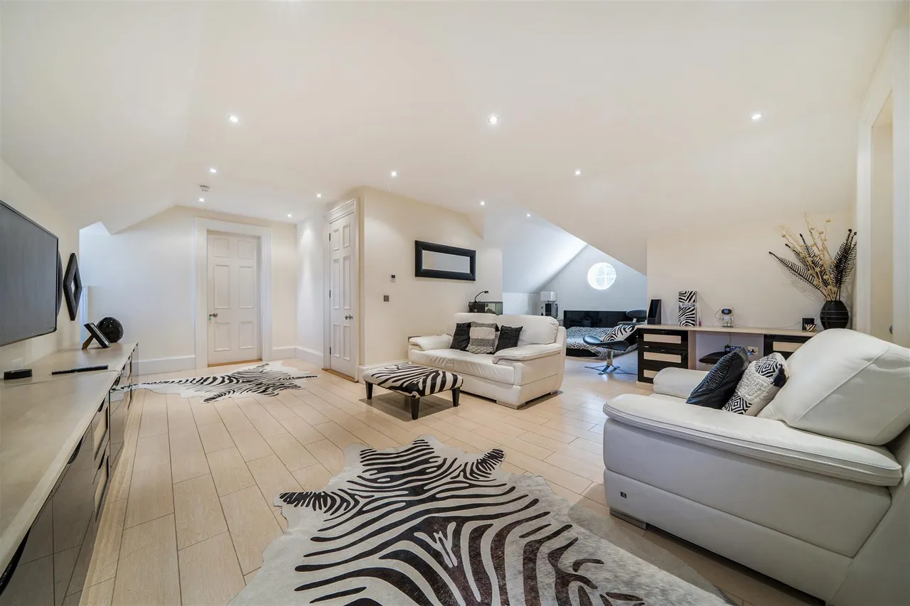Hundred Acres Road, Wickham, photo 18