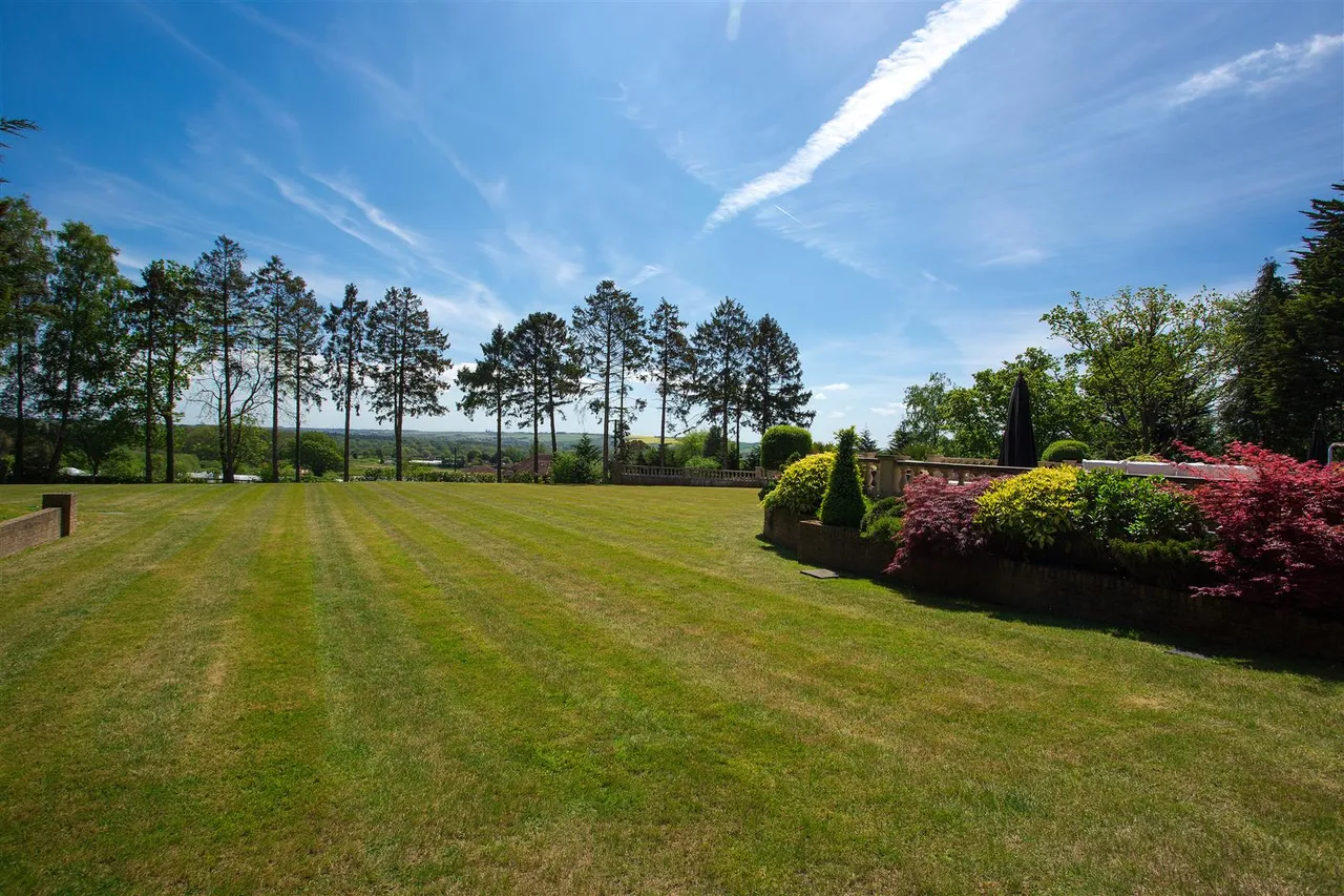 Hundred Acres Road, Wickham, photo 10