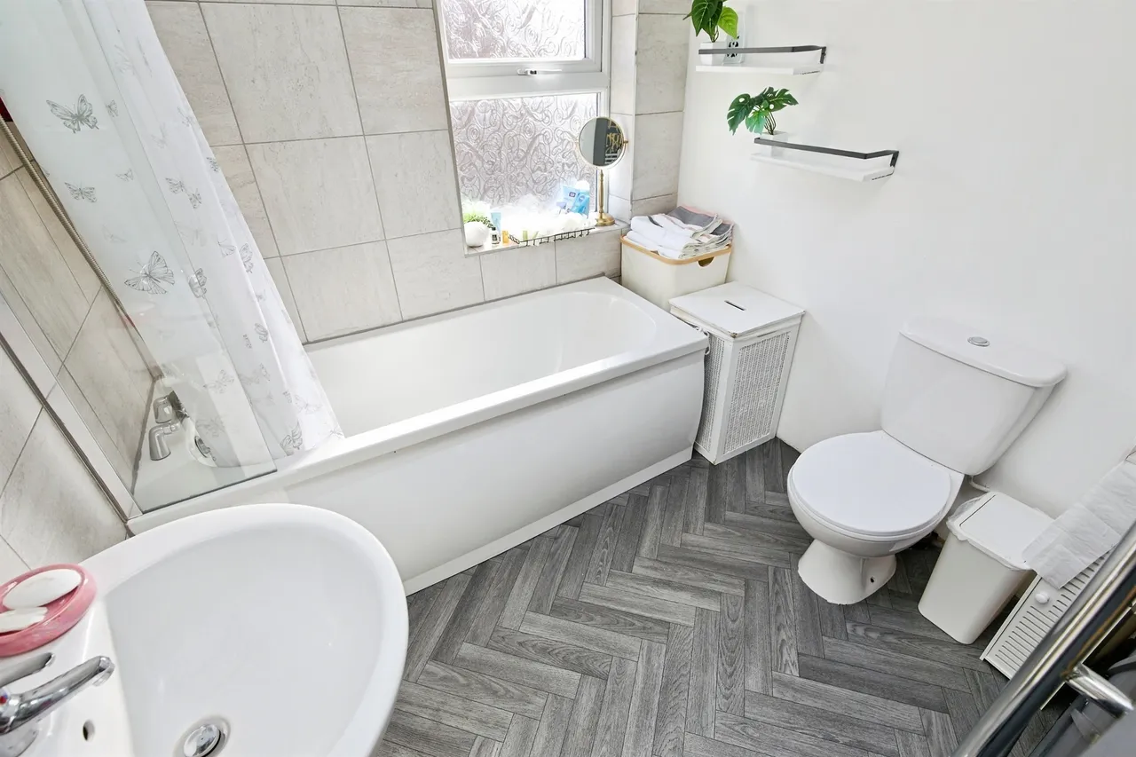 Mansfield Road, Chester Green, DE1, photo 14