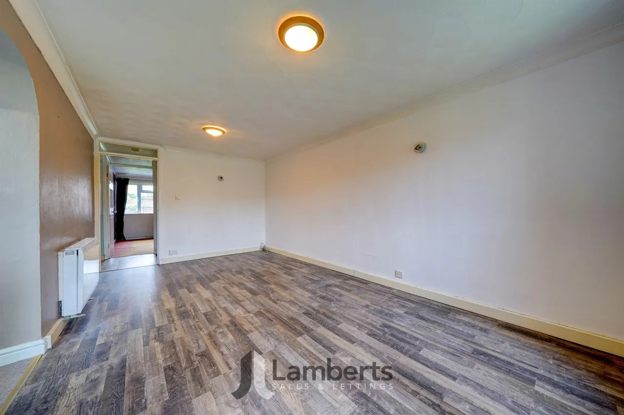 7 Ridgeway Close, Studley, photo 7