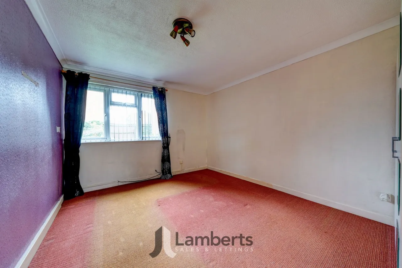 7 Ridgeway Close, Studley, photo 5