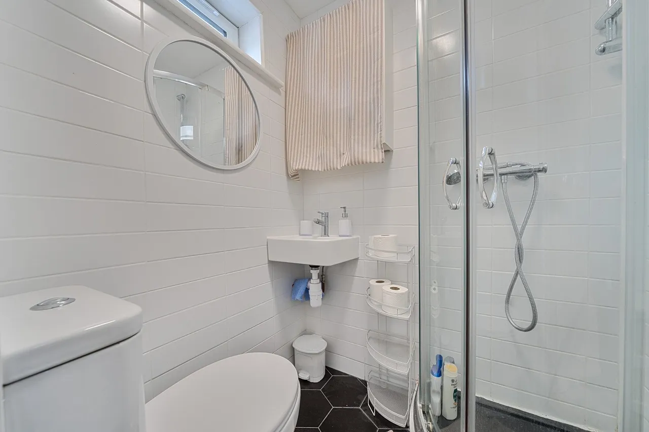 Burrage Grove, SE18, photo 17