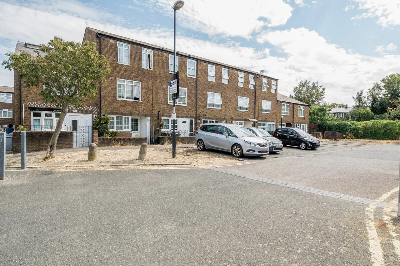 Burrage Grove, SE18, photo 20