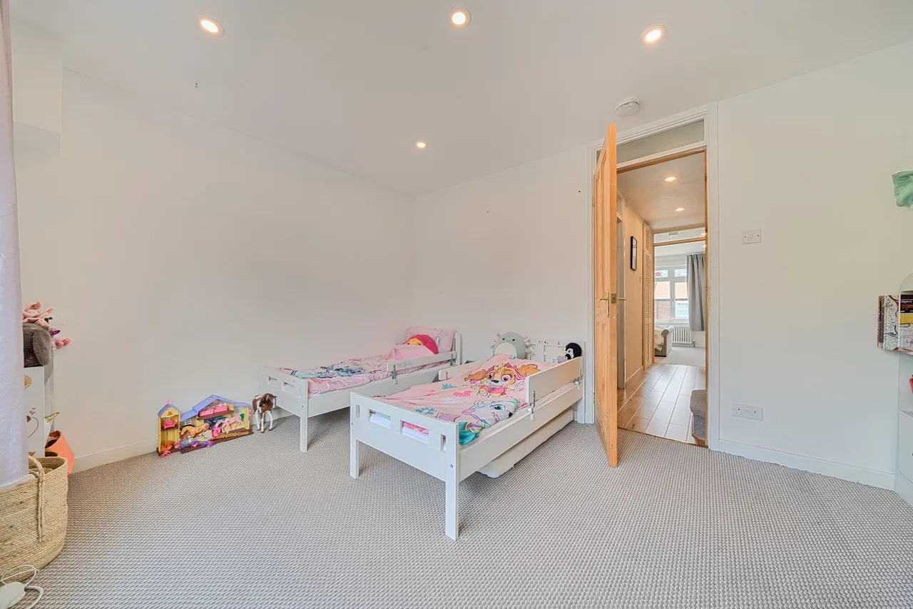 Burrage Grove, SE18, photo 12