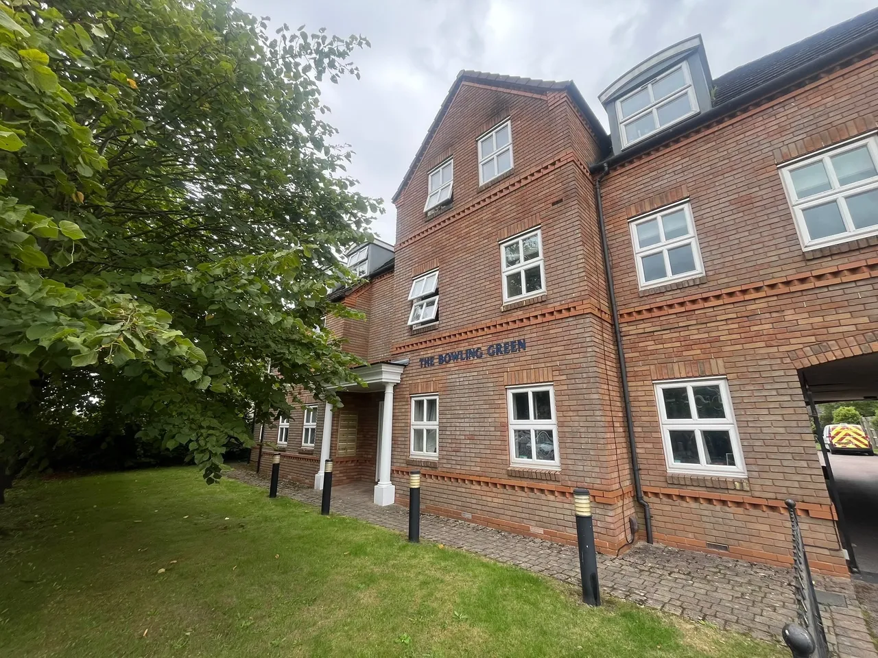 2 bed flat to rent, The Bowling Green, Sutton Coldfield, B75