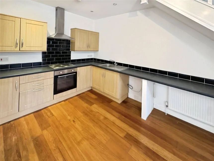 Victoria Road, Bentley, South Yorkshire, DN5, photo 3