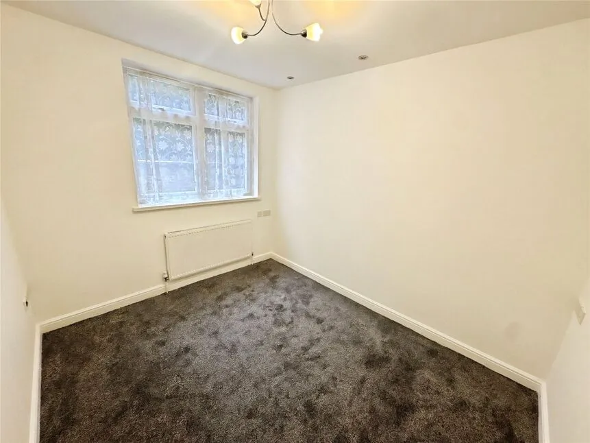 Victoria Road, Bentley, South Yorkshire, DN5, photo 8