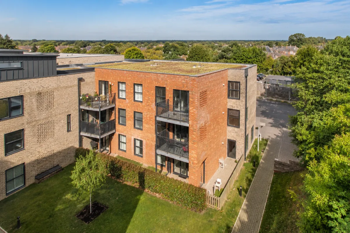 2 bed flat for sale — Charles Court, Margate, Kent, CT9 3FH