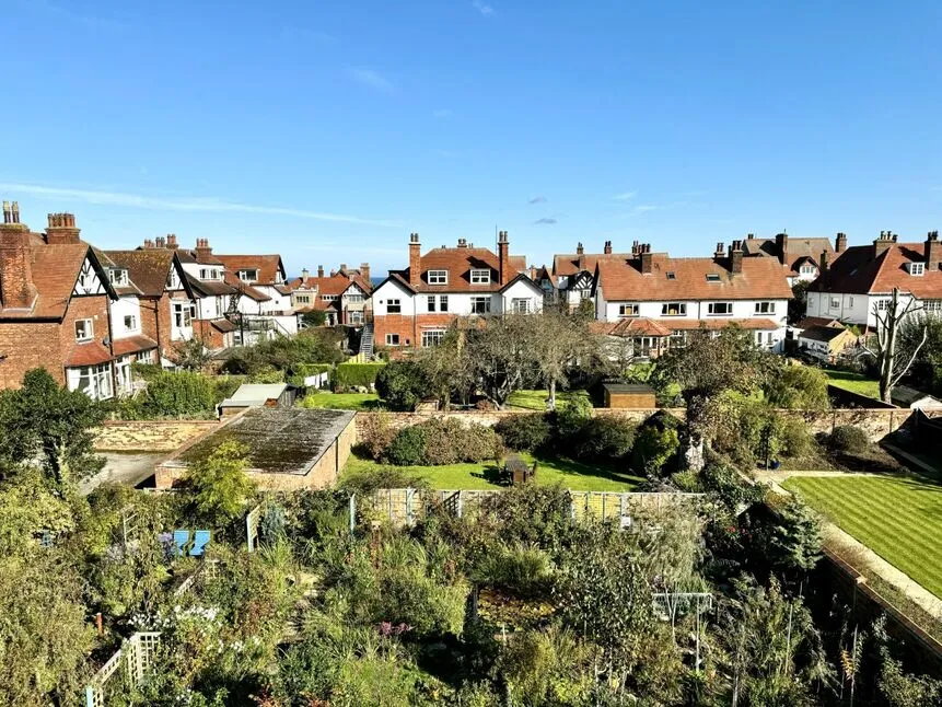 Holbeck Avenue, Scarborough, YO11, photo 2