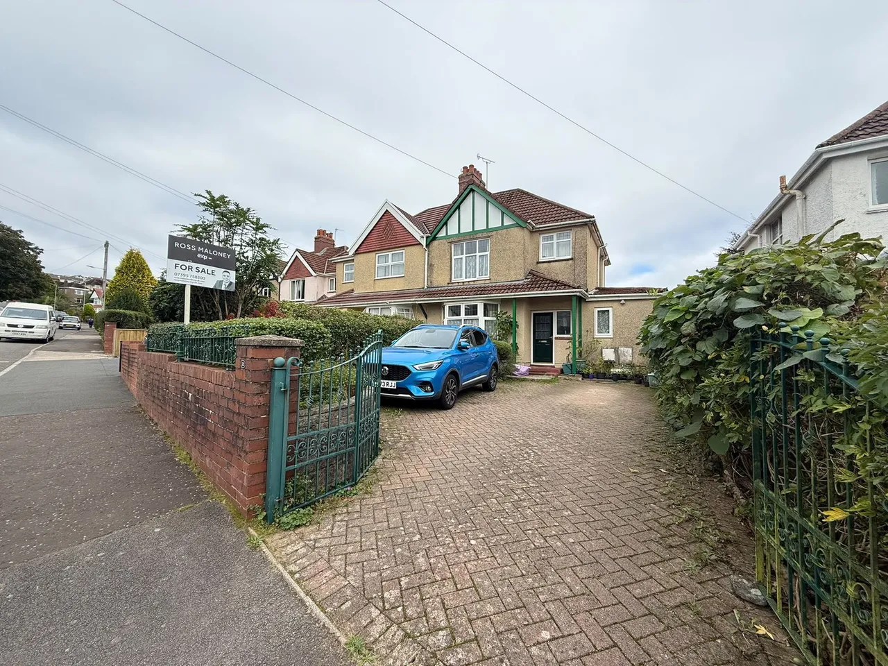 3 bed house for sale, Goetre Fach Road, Killay, SA2