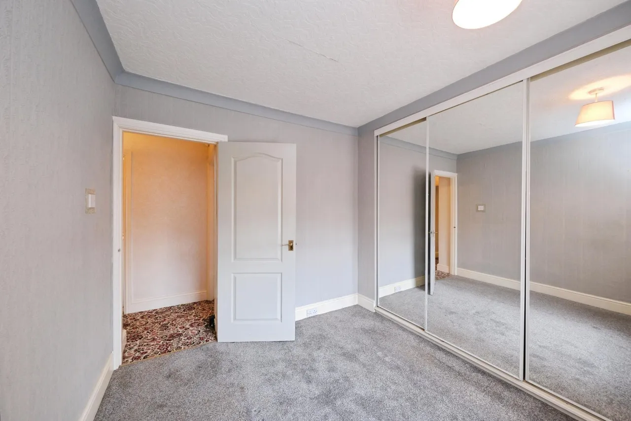 Fifth Avenue, Mansfield, NG21, photo 9