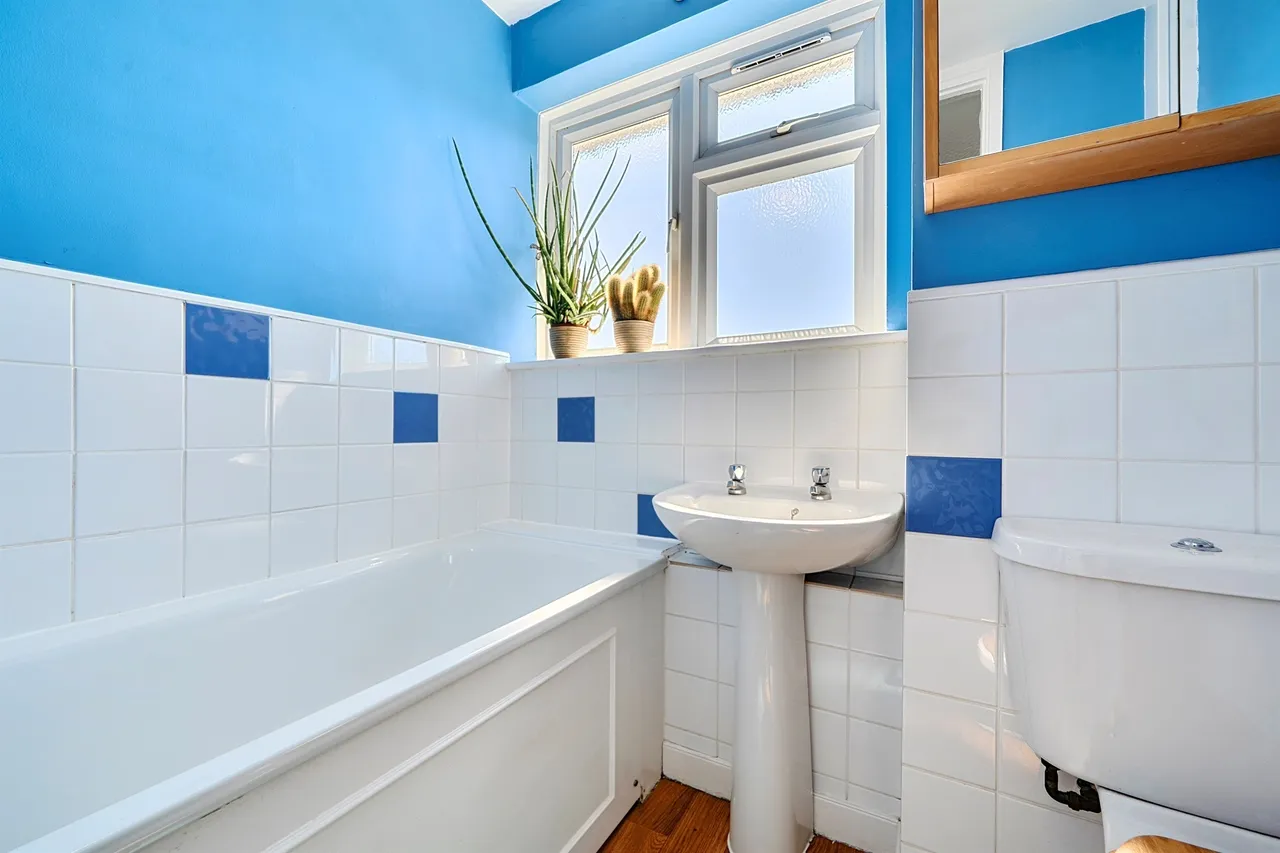 Cheviot Close, Enfield, photo 10