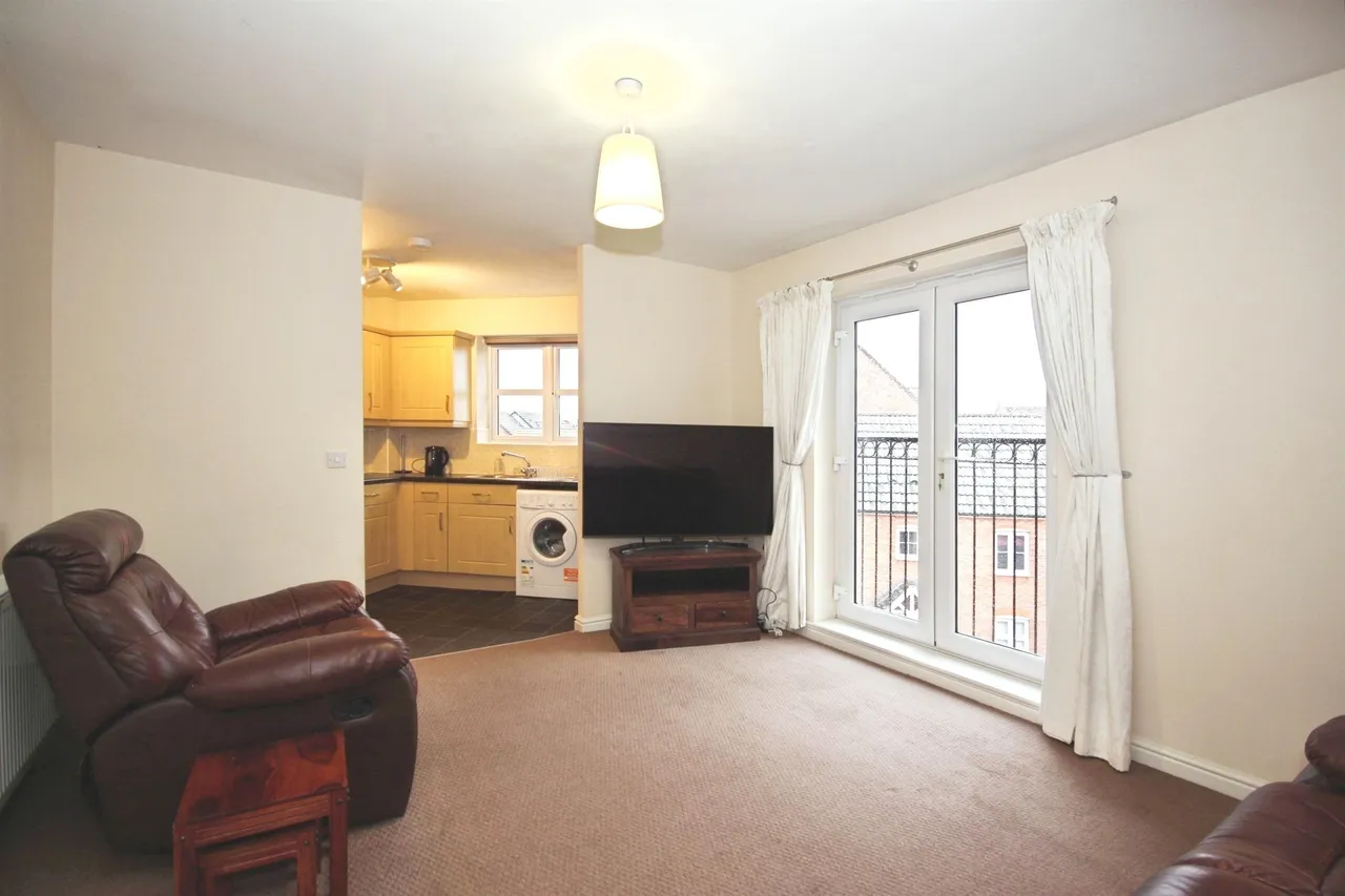 Claypitts Boulevard, Warwick, photo 5
