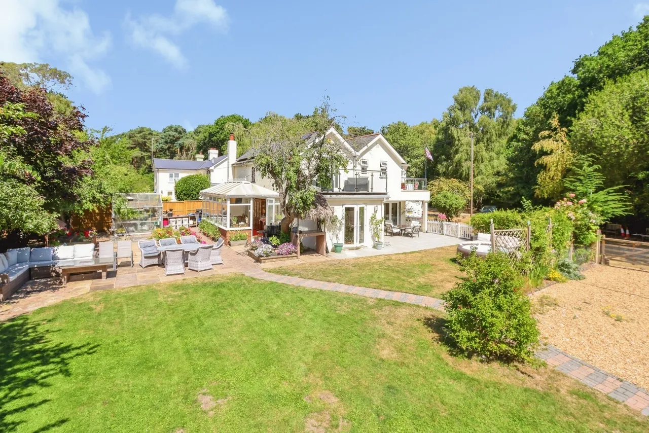 5 bed house for sale, Pitt House Lane, Christchurch, BH23