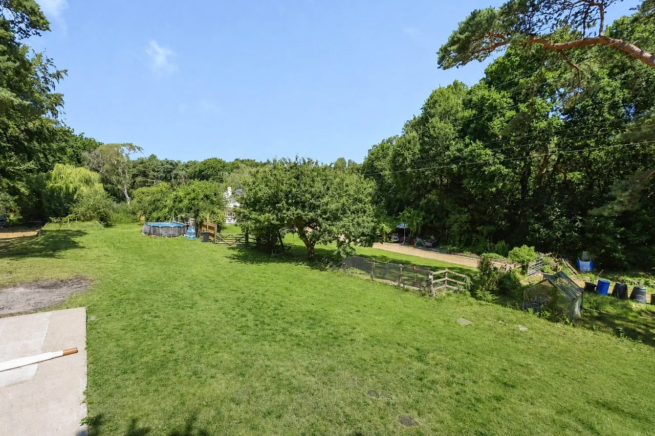 Pitt House Lane, Christchurch, BH23, photo 25