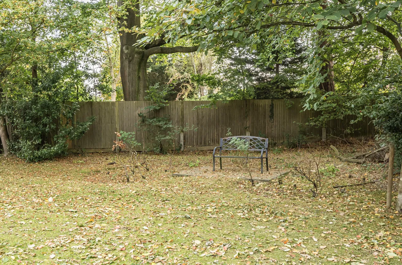 Courtney Place, Terrace Road South, Binfield, Bracknell, RG42 4DP, photo 10
