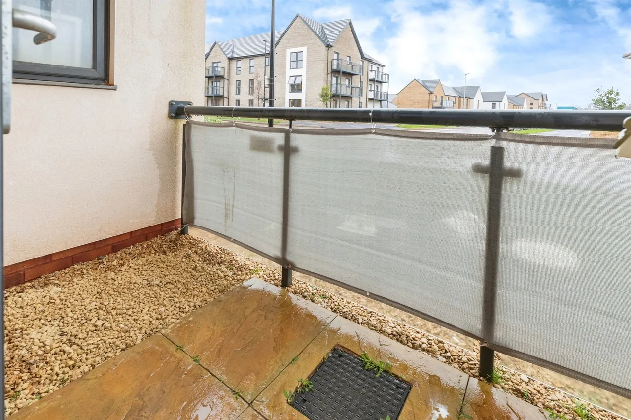 Dowsell Way, Yate, BS37, photo 11