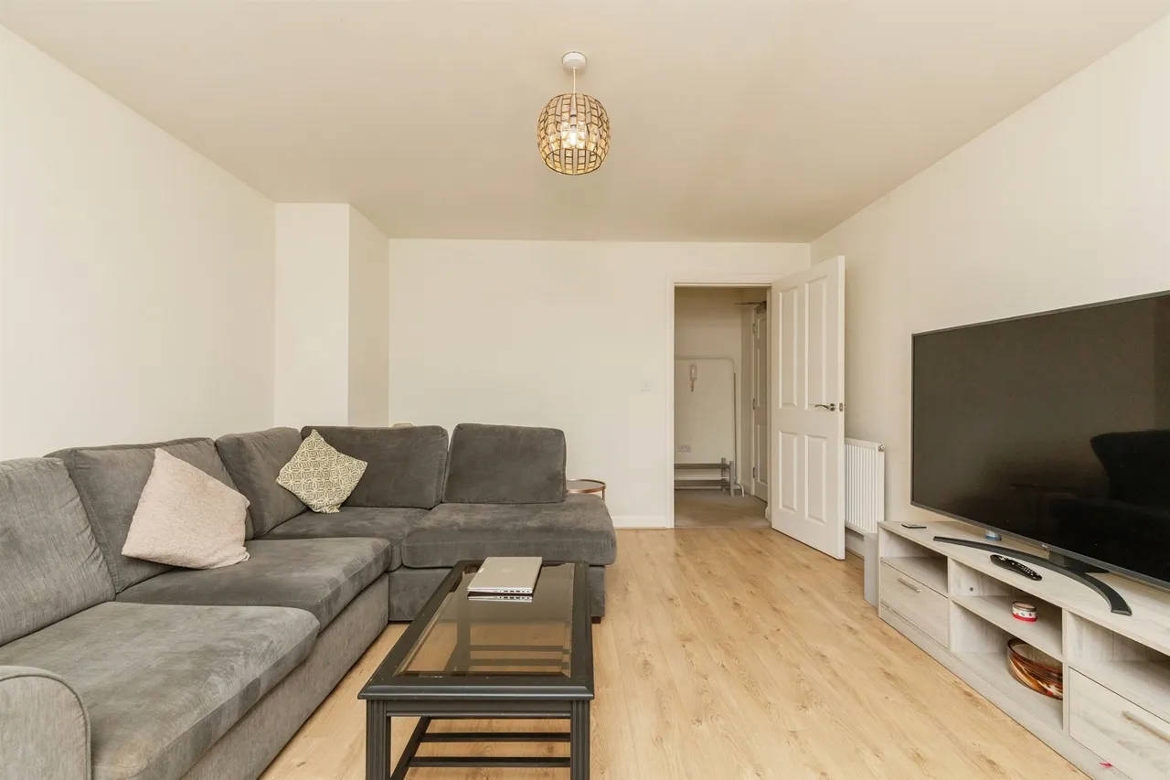 Dowsell Way, Yate, BS37, photo 8
