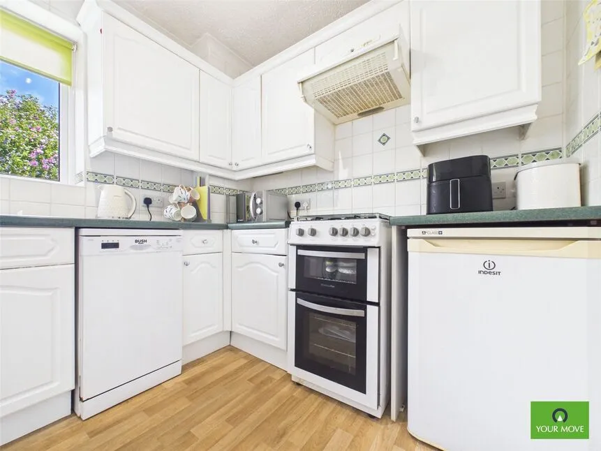 Fox Close, Romford, RM5, photo 6