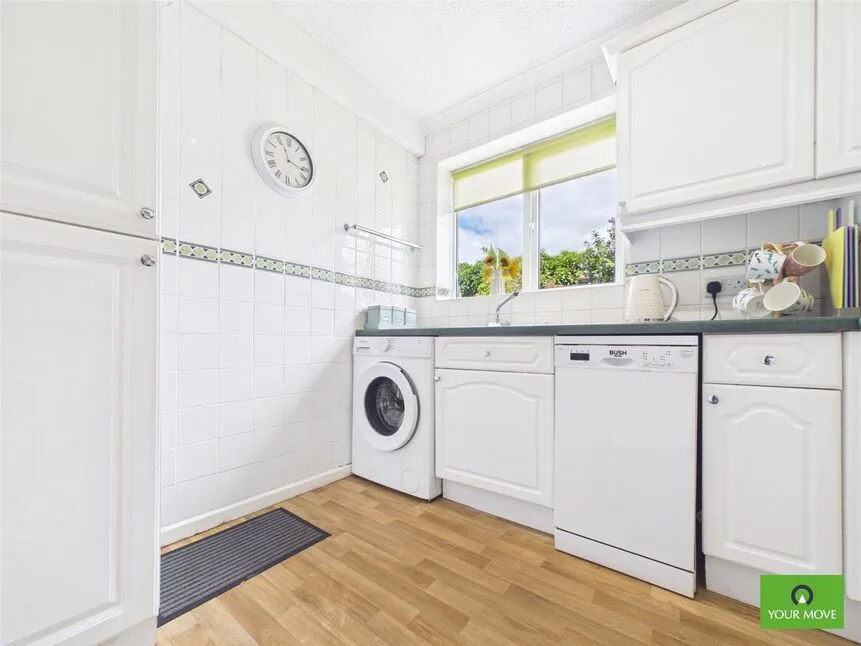 Fox Close, Romford, RM5, photo 7