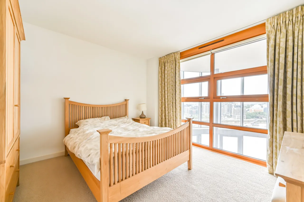 1005 Falcon Wharf, 34 Lombard Road, London, photo 12