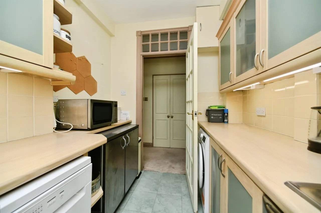Marine Gate, Brighton, BN2, photo 13