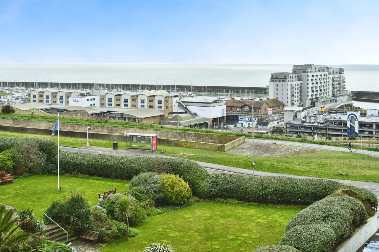Marine Gate, Brighton, BN2, photo 16